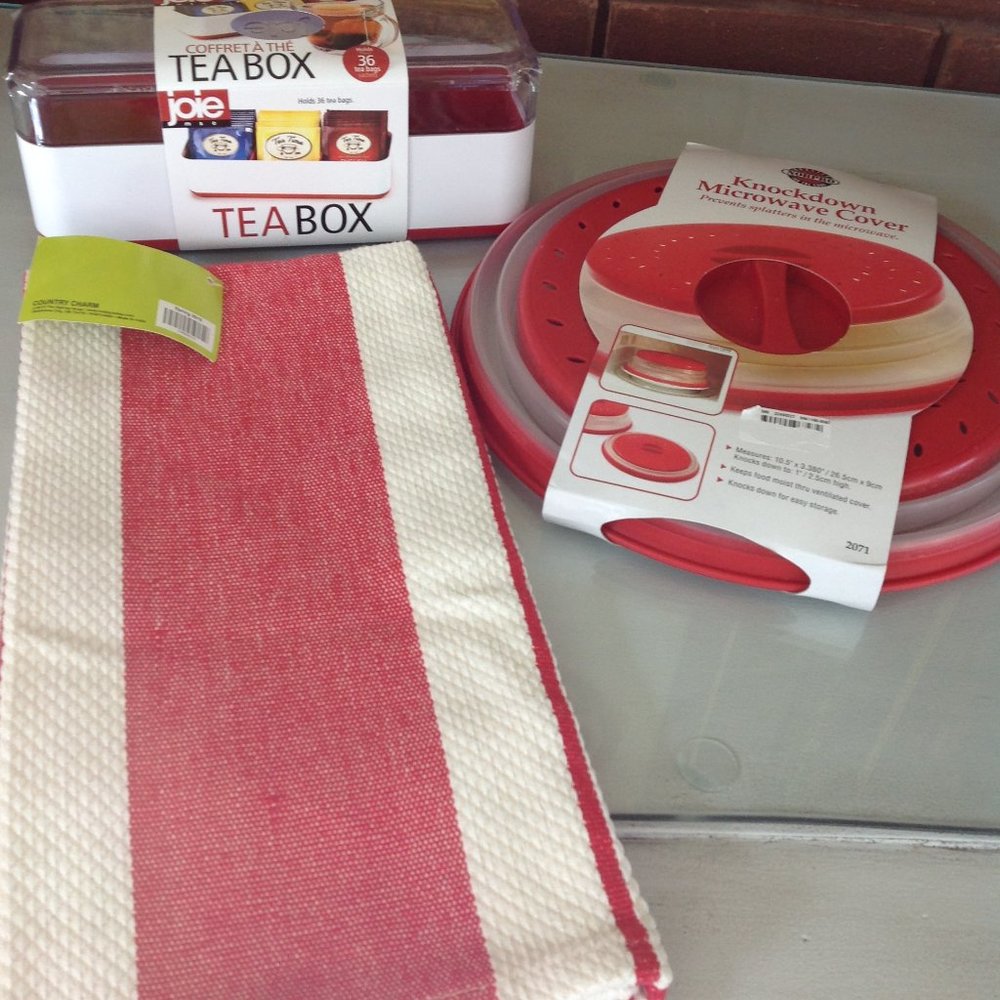 Three Piece Kitchen Set Knock Down Microwave cover, Tea Keeper & Bar Towel